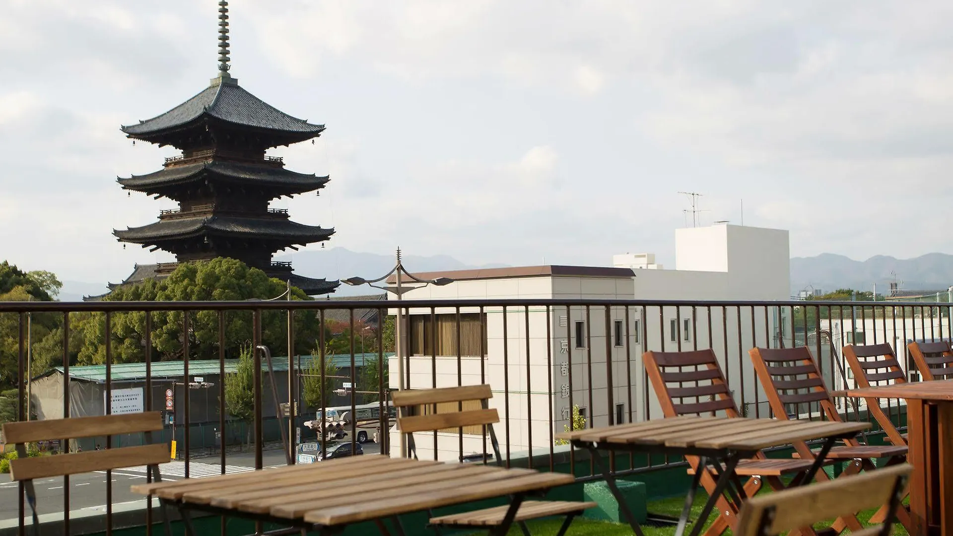 ホステル The Next Door Hostel, lower east nine 京都市